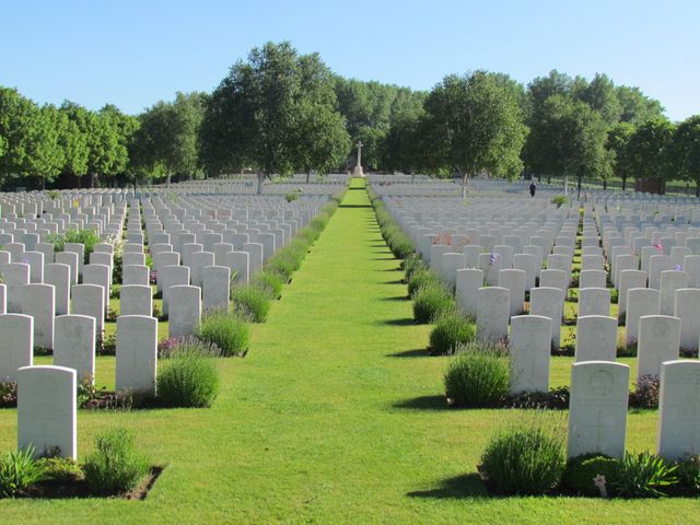 Hooge Crater Cemetery