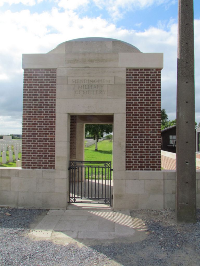Mendinghem Military Cemetery